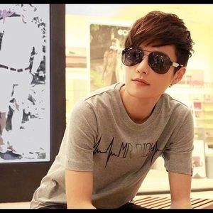 Meet your Posher, Loly